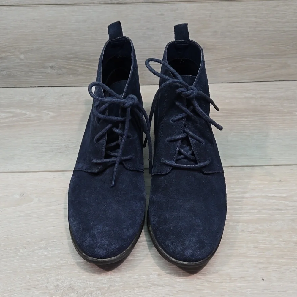 Vionic Women Andi Suede Ankle Heels Boots Lace Up shoes sz 6